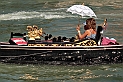 Momenti veneziani 71 - Gondola
